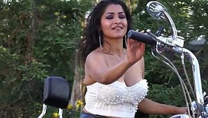 Desi Dhabi gets naked on Motorcycle MMS - Maya